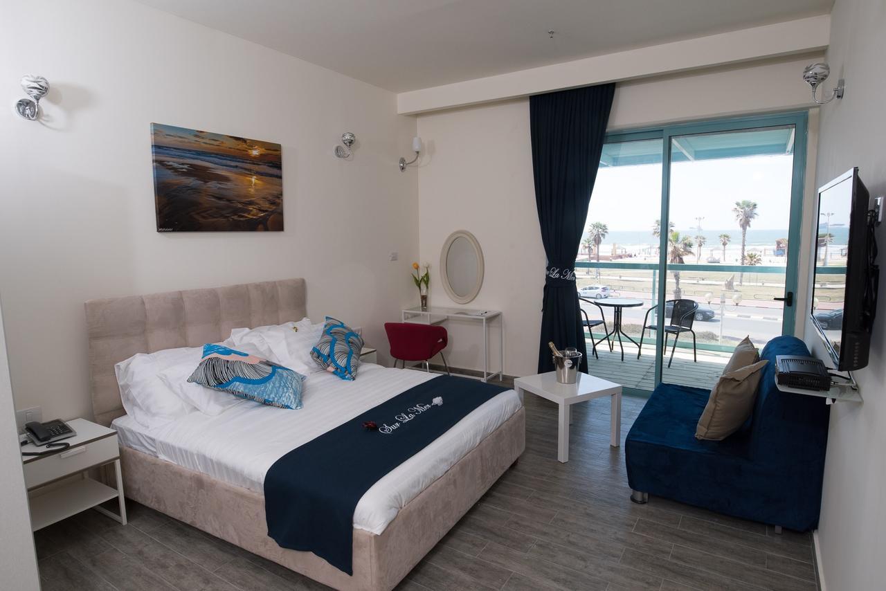 Sur La Mer Hotel Ashdod Bagian luar foto