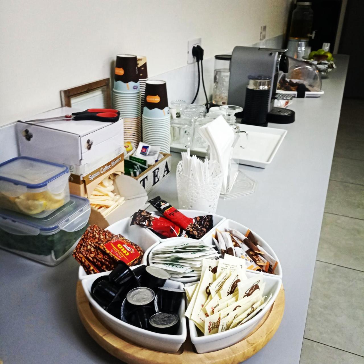 Sur La Mer Hotel Ashdod Bagian luar foto